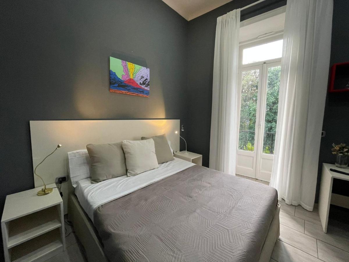 Holiday Naples Art Rooms Екстериор снимка